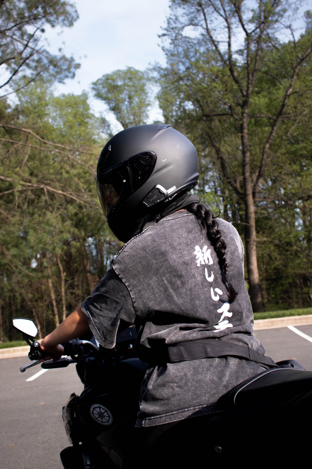 New Stage long-sleeve detail